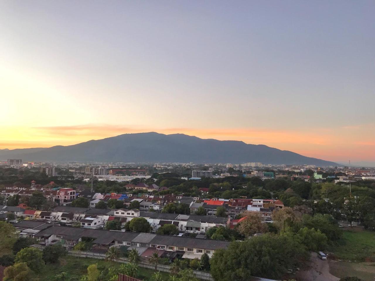 The Park Hotel, Chiang Mai Ngoại thất bức ảnh