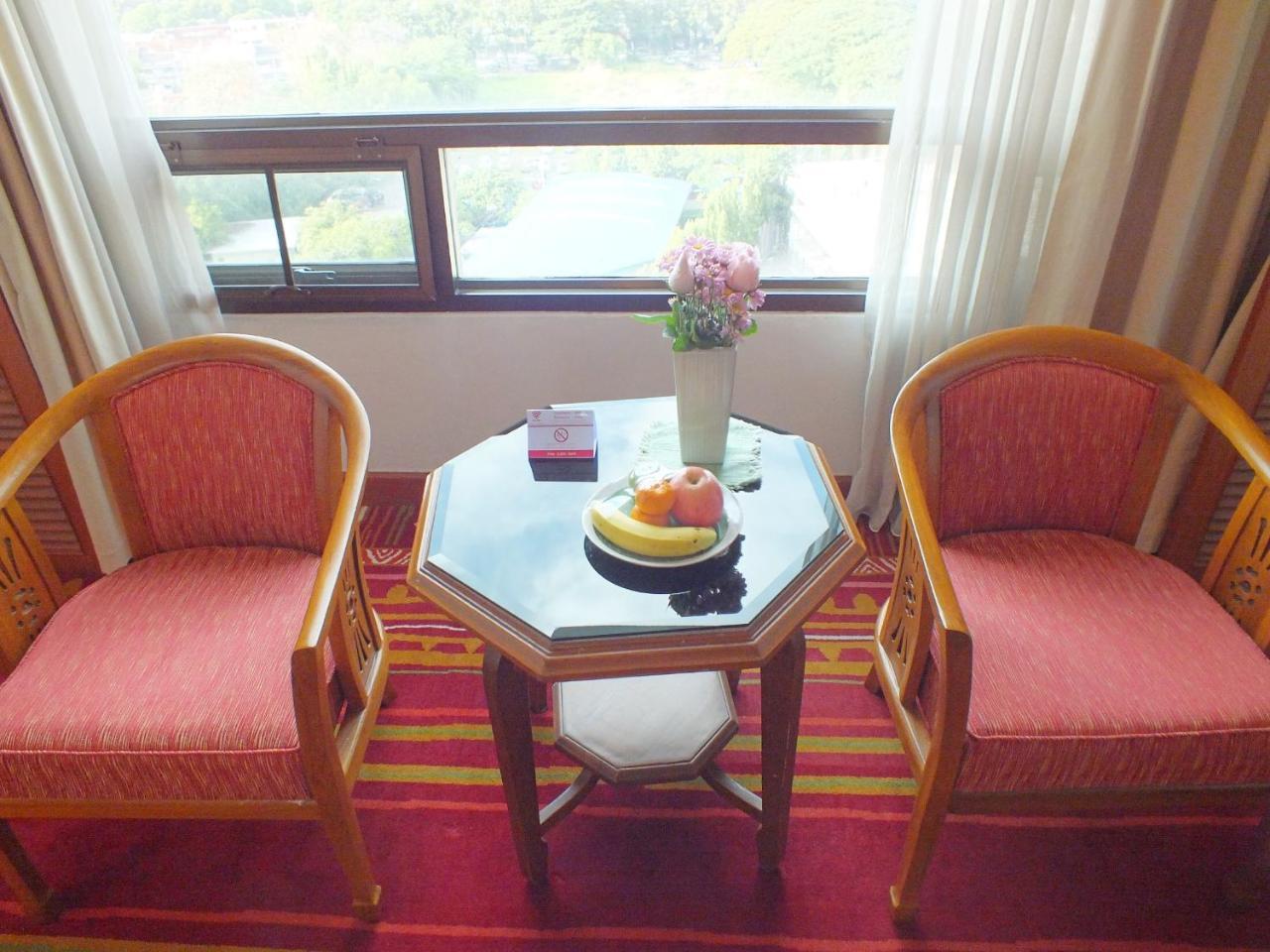 The Park Hotel, Chiang Mai Ngoại thất bức ảnh