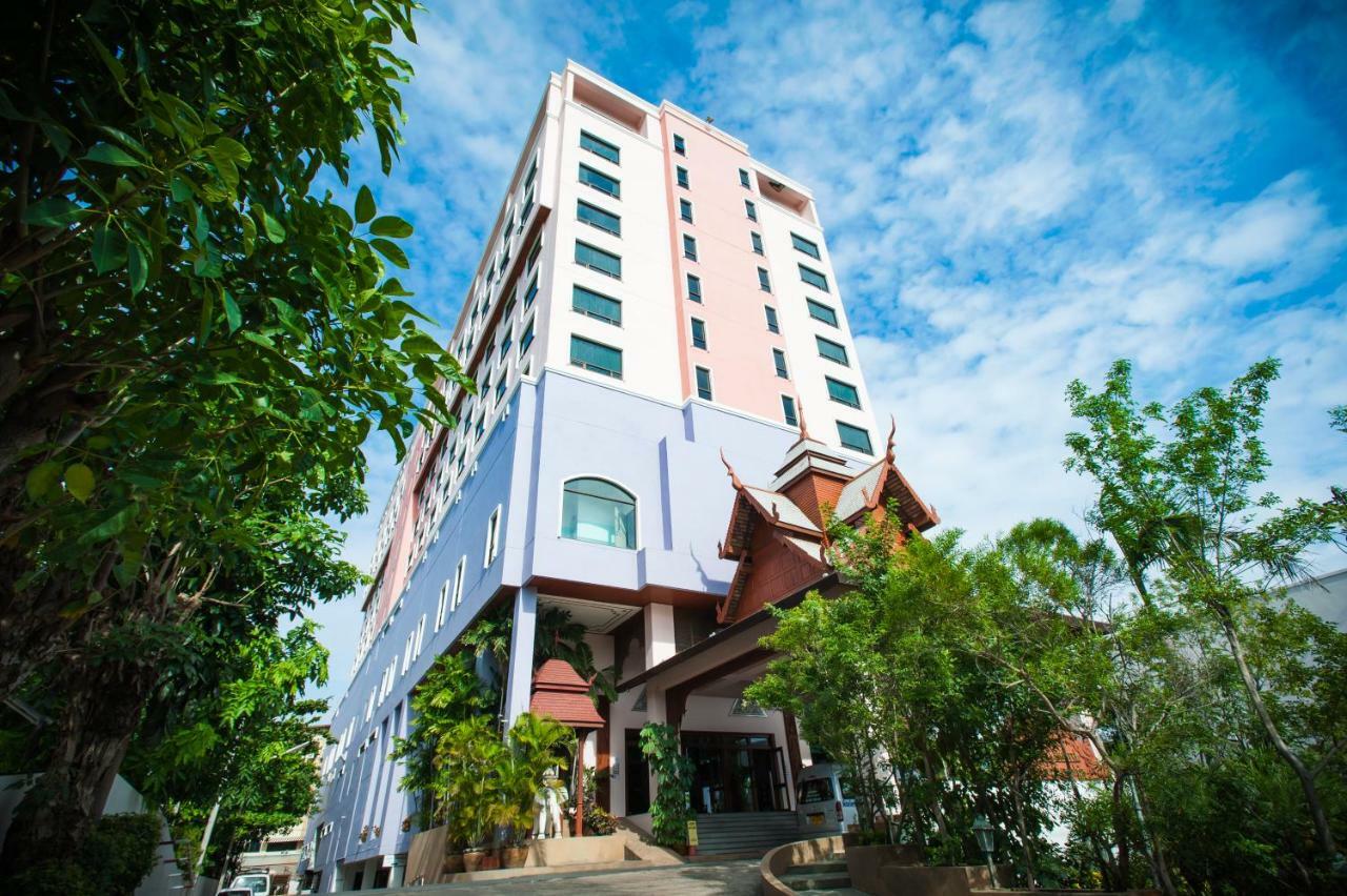 The Park Hotel, Chiang Mai Ngoại thất bức ảnh