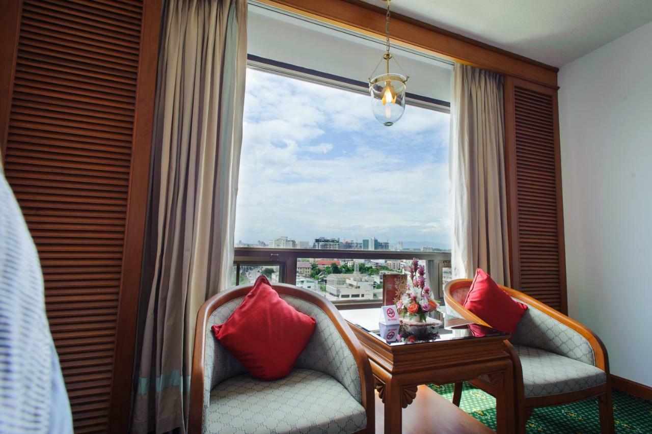 The Park Hotel, Chiang Mai Ngoại thất bức ảnh